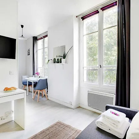 Cosy In The Heart Of The Marais Apartment Paris